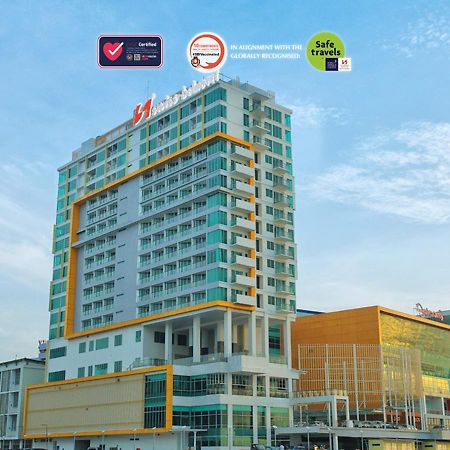 Swiss-Belhotel Balikpapan Ngoại thất bức ảnh